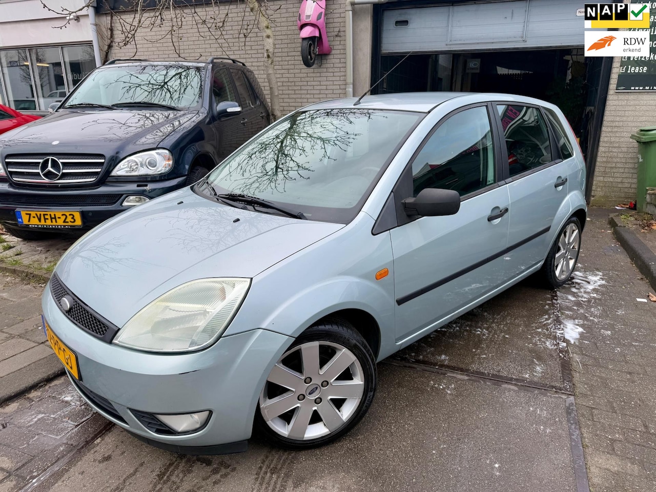 Ford Fiesta - 1.3 Futura Apk|Airco|Boekjes|2.Sleutels - AutoWereld.nl