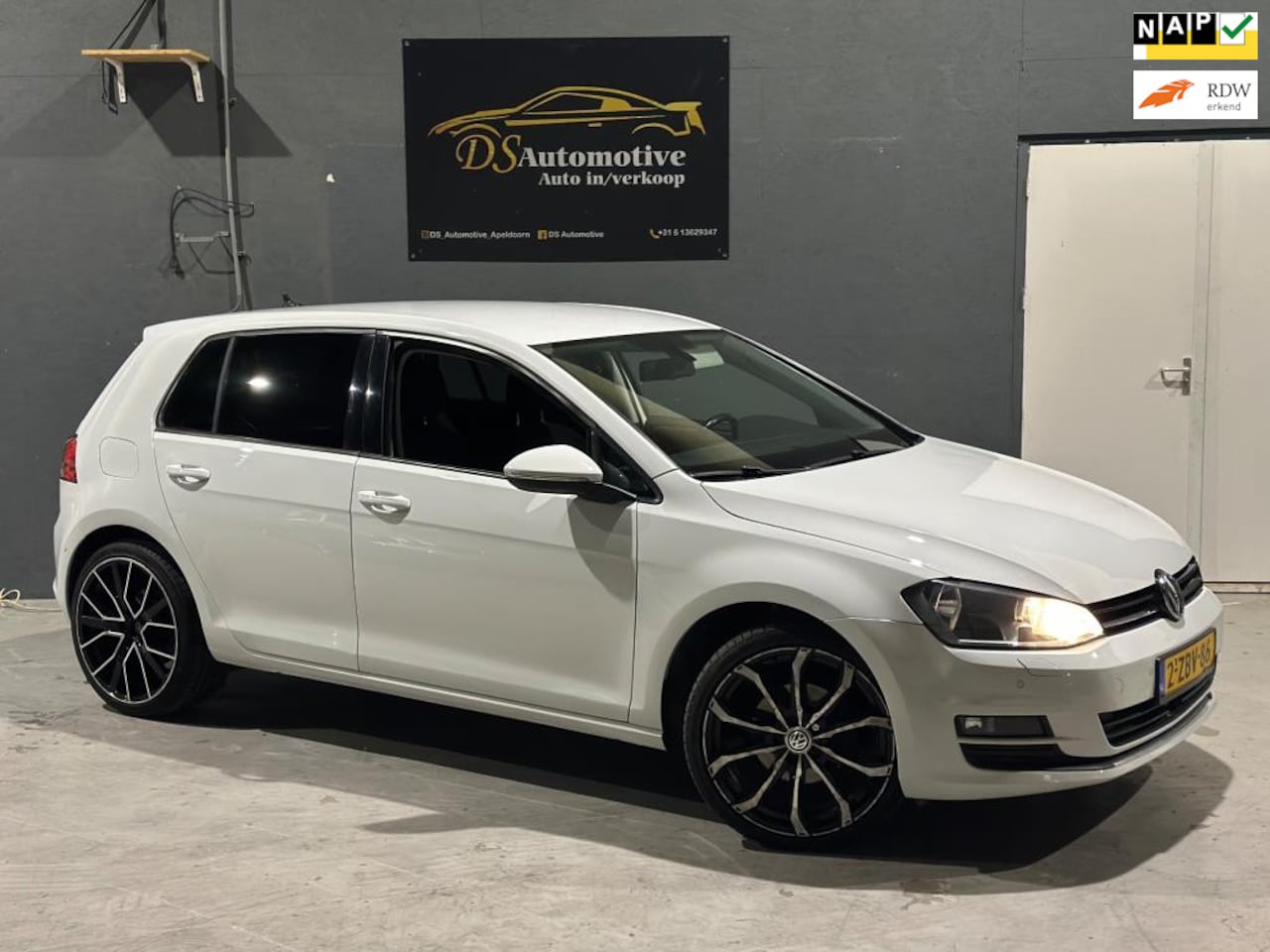 Volkswagen Golf - 1.2 TSI Highline 1.2 TSI Highline - AutoWereld.nl