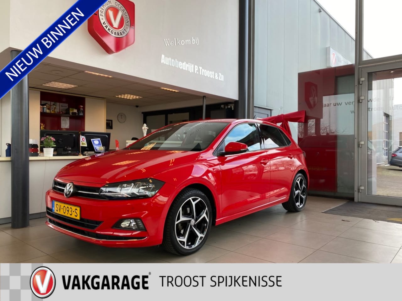 Volkswagen Polo - 1.0 TSI Highline 1.0 TSI Highline,NL Auto,Dealeronderhouden,Automaat,Navigatie,Parkeerassistent,Half Leder, - AutoWereld.nl