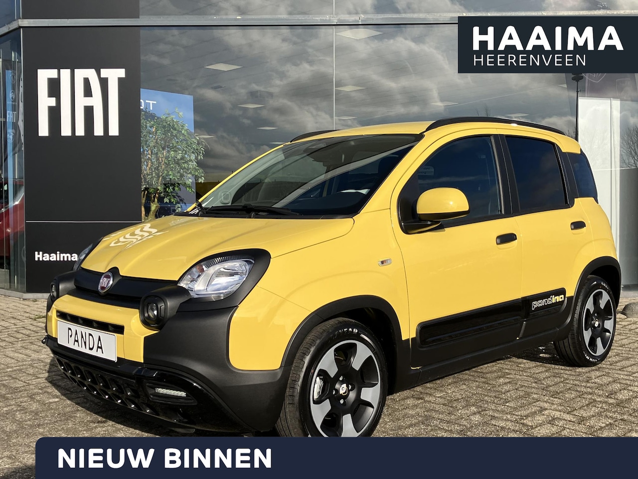 Fiat Panda - 1.0 Hybrid Pandina | VOORRAAD | Digitale cockpit | Parkeersensoren | Apple Carplay | Andro - AutoWereld.nl