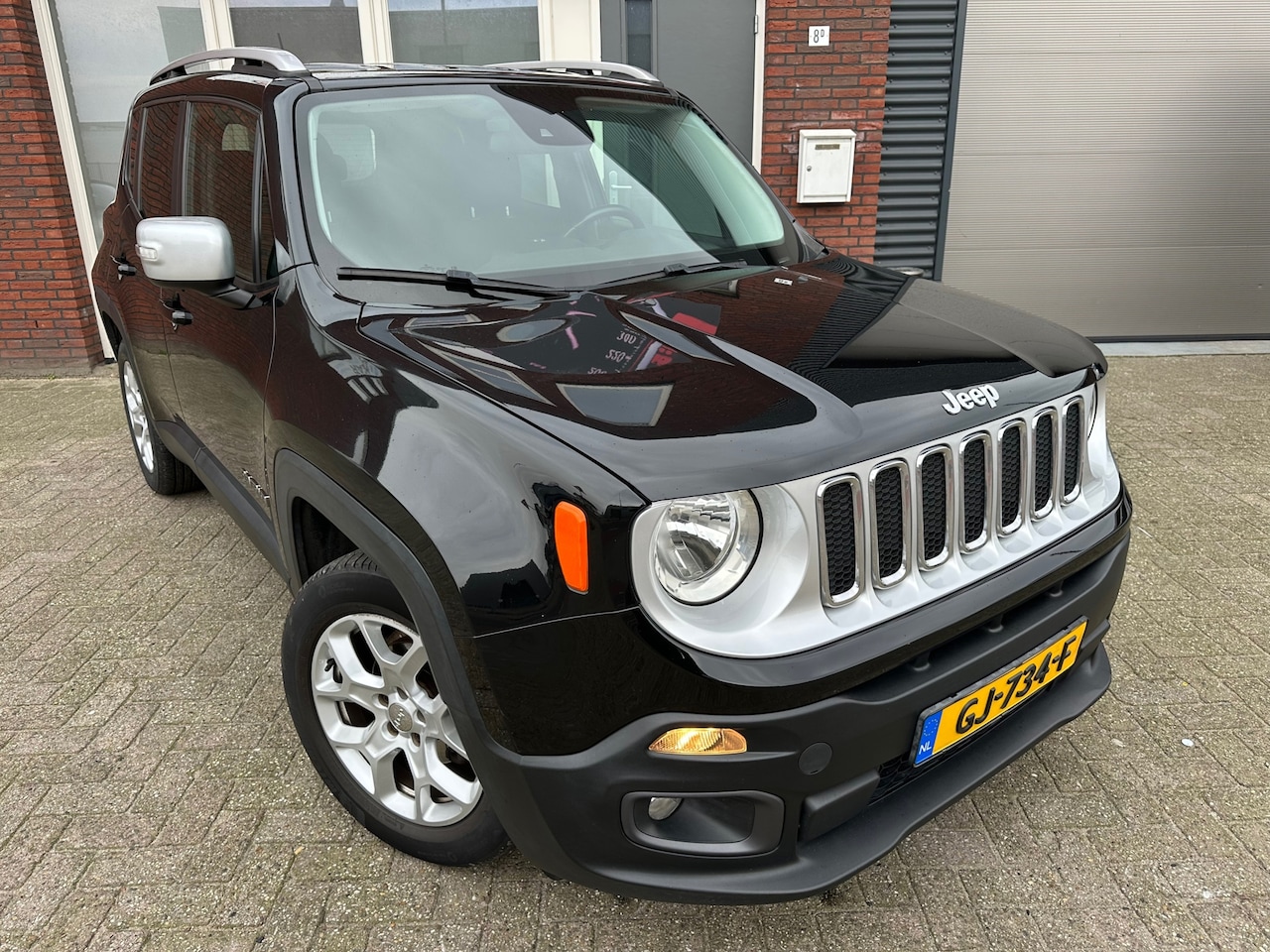 Jeep Renegade - 1.4 MultiAir Limited / Navi / Camera / PDC / Clima - AutoWereld.nl