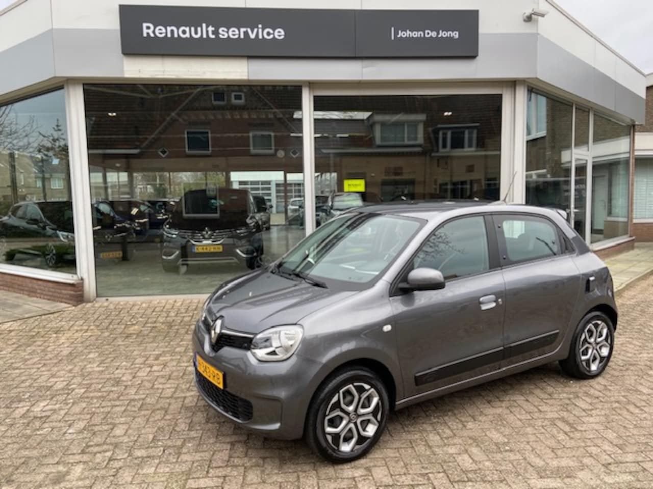 Renault Twingo - 1.0 SCe 70pk S&amp;S Collection - AutoWereld.nl