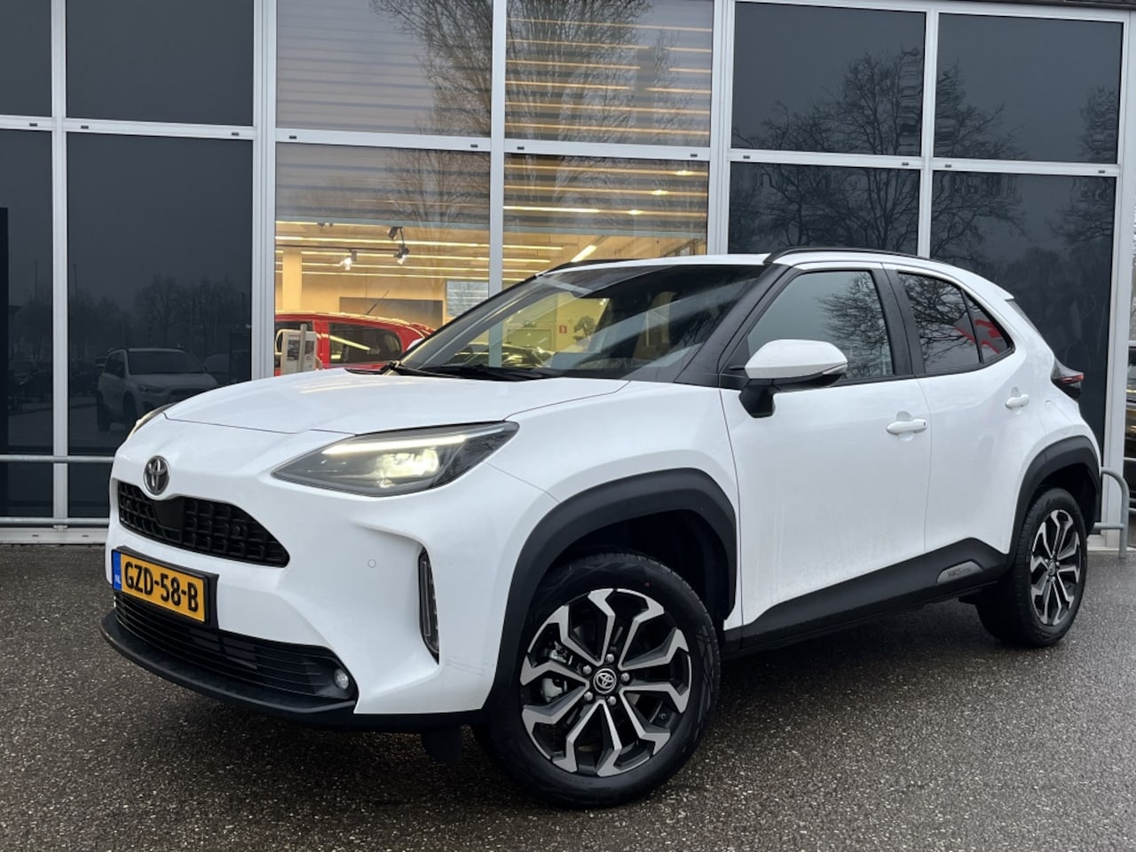 Toyota Yaris Cross - 1.5 Hybrid 115 First Edition - AutoWereld.nl