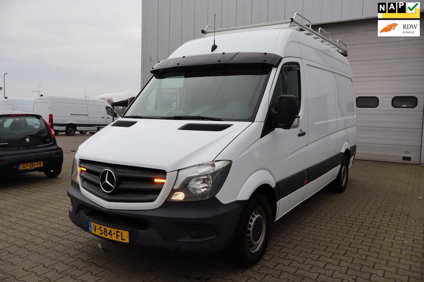 Mercedes-Benz Sprinter - 316 2.2 CDI 366 HD DC 316 2.2 CDI 366 HD DC 2017 - AutoWereld.nl