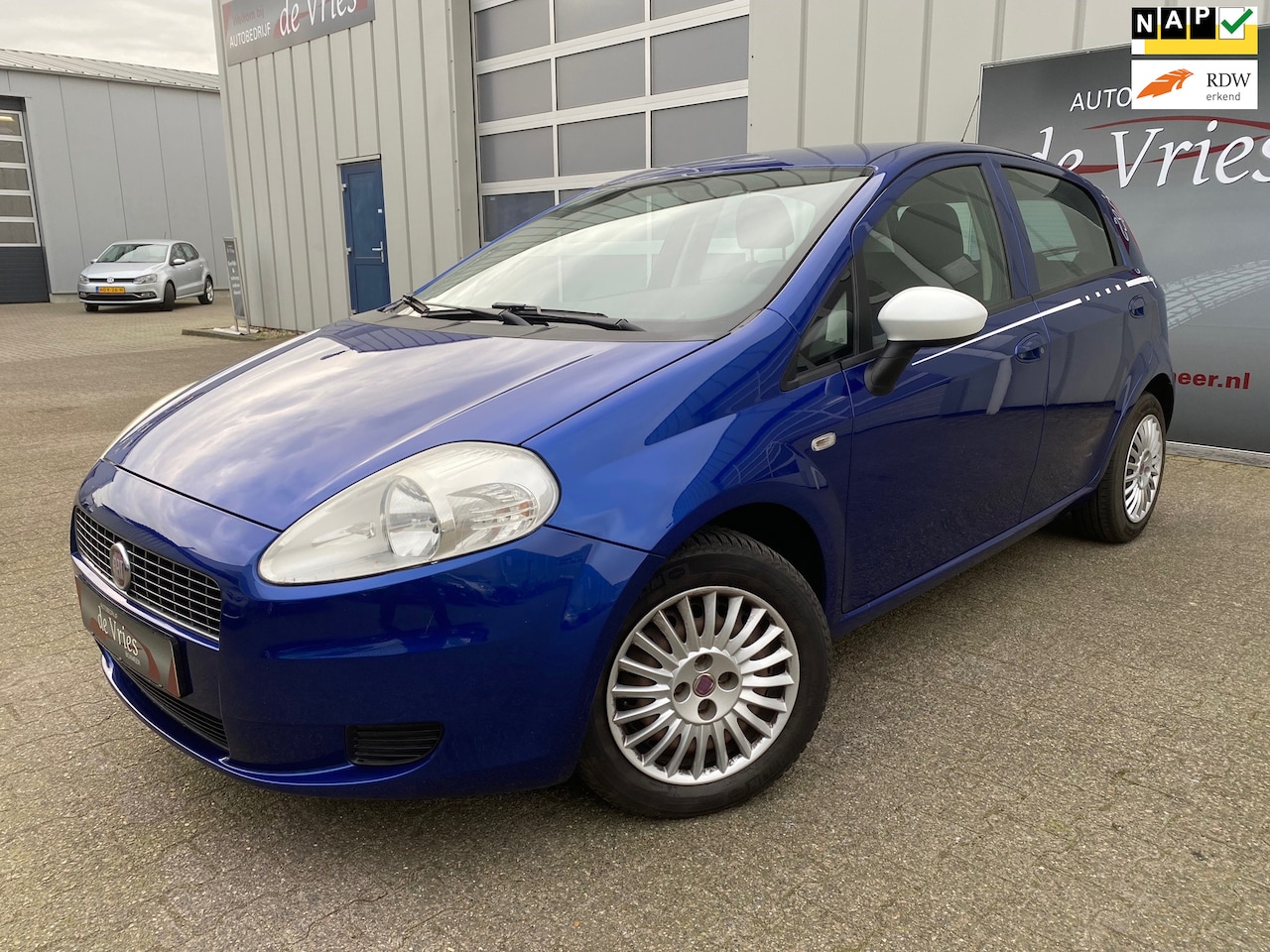 Fiat Grande Punto - 1.4 Active 5-Drs. Airco - AutoWereld.nl