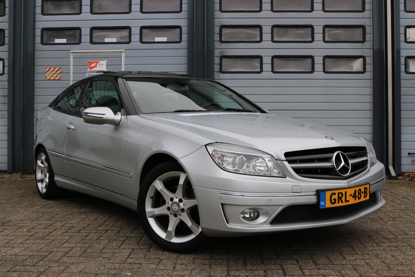 Mercedes-Benz CLC-klasse - 180 K. Prestige Autom Panodak Xenon Pdc Navi Youngtimer Bj:2009 - AutoWereld.nl