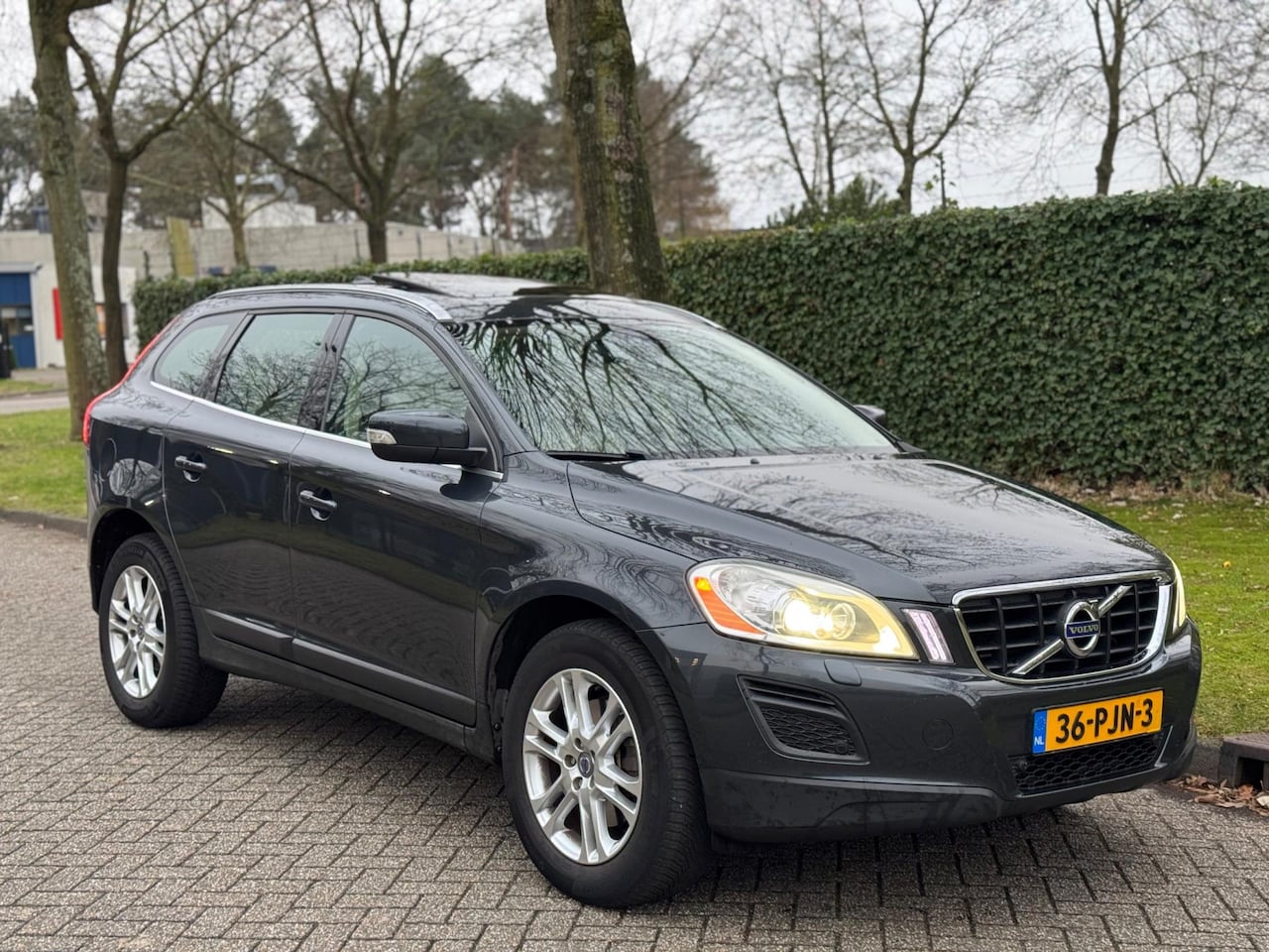 Volvo XC60 - 2.0T Summum AUT | Leder | Pano | Navi | Camera | Memory - AutoWereld.nl