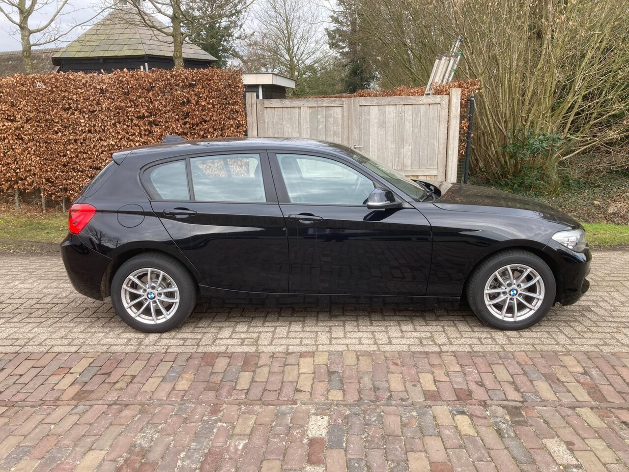 BMW 1-serie - 116i Corporate navi, ecc ,cc, NL auto, Dealer onderhouden, NAP. - AutoWereld.nl