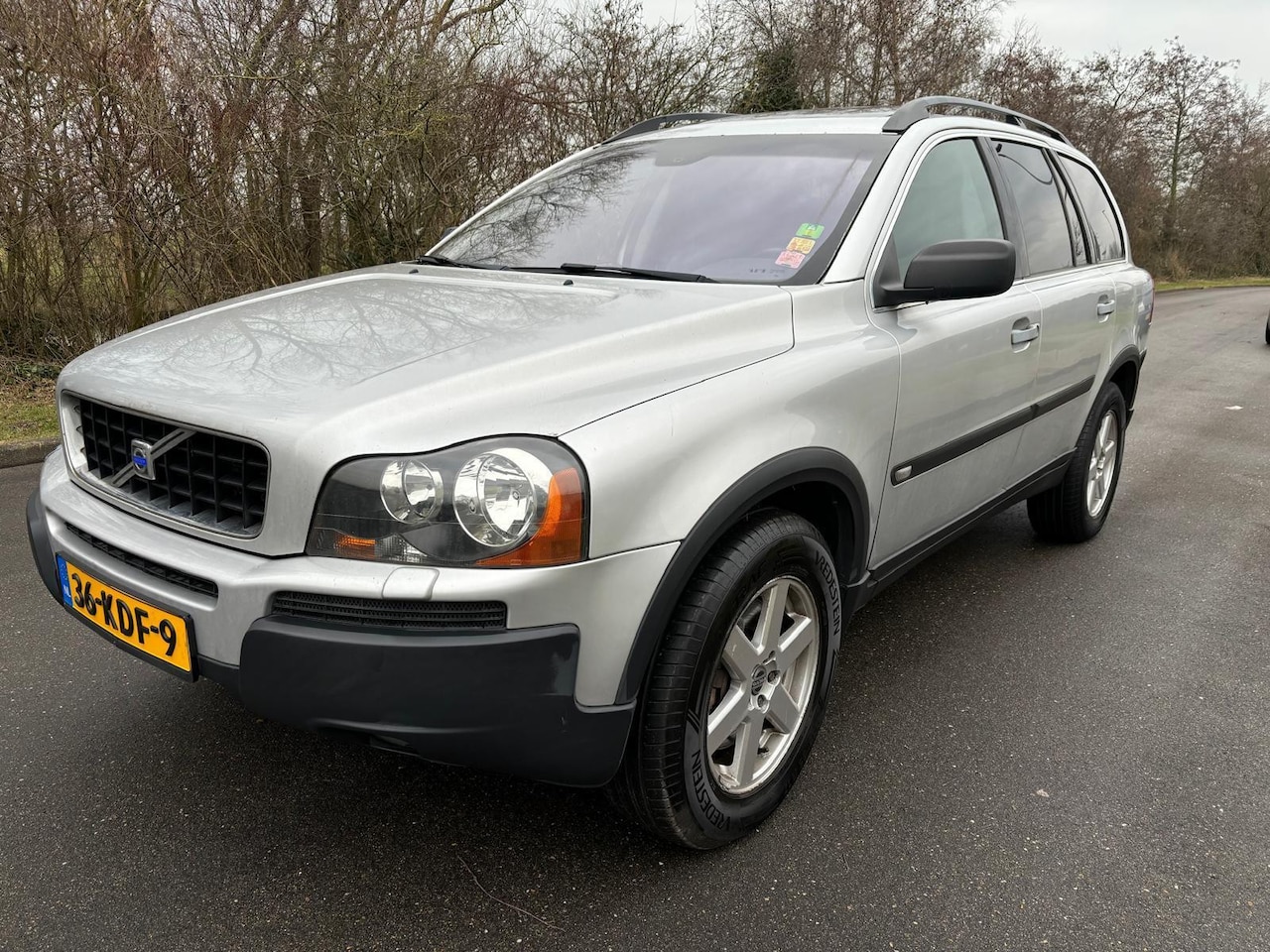 Volvo XC90 - 2.5 T Kinetic / Leder / automaat - AutoWereld.nl