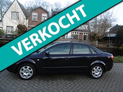 Audi A4 Limousine - 2.0i 131pk Clima Cruise Youngtimer INRUILKOOPJE