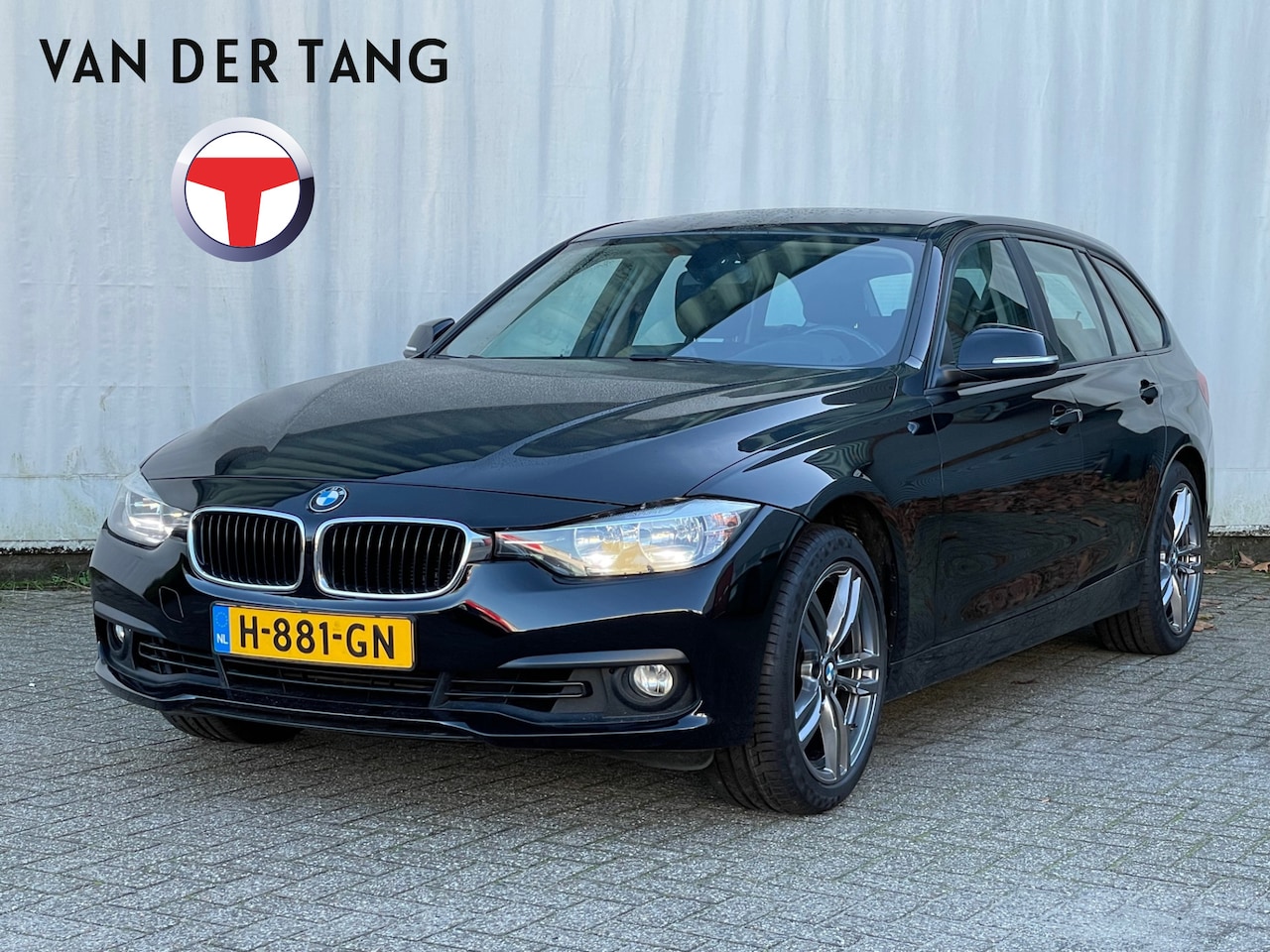 BMW 3-serie Touring - 318i Exec. Aut. / Navi /Stl.vw./18inch - AutoWereld.nl