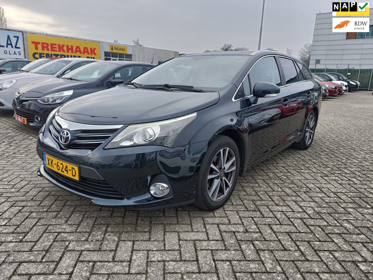 Toyota Avensis Wagon - 1.6 VVTi Business/CAMERA/CRUIS CONT/TRKHAK - AutoWereld.nl