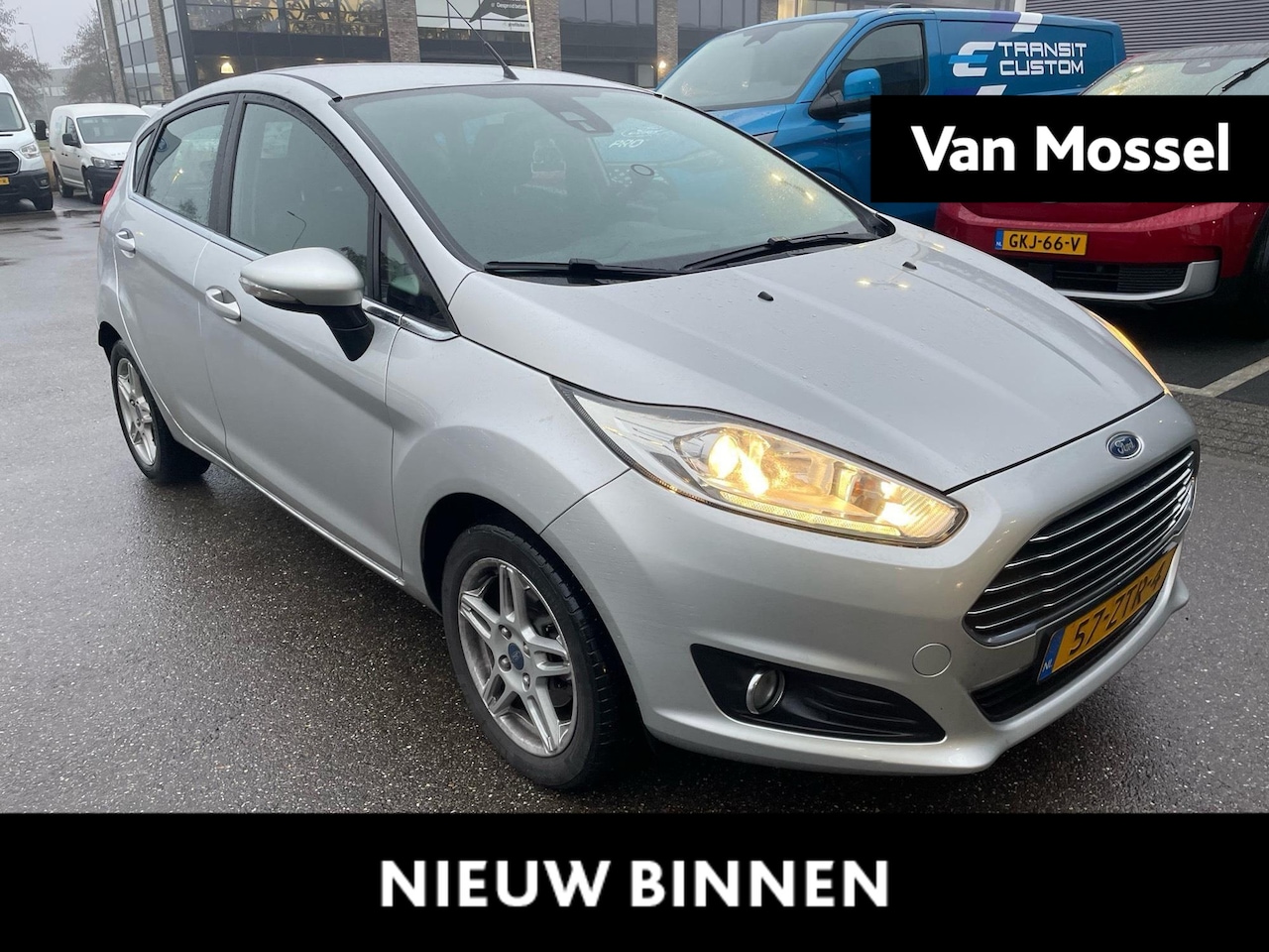 Ford Fiesta - 1.0 EcoBoost Titanium Vooruit Verwarming | Cruise Control | Climate Control | Trekhaak - AutoWereld.nl