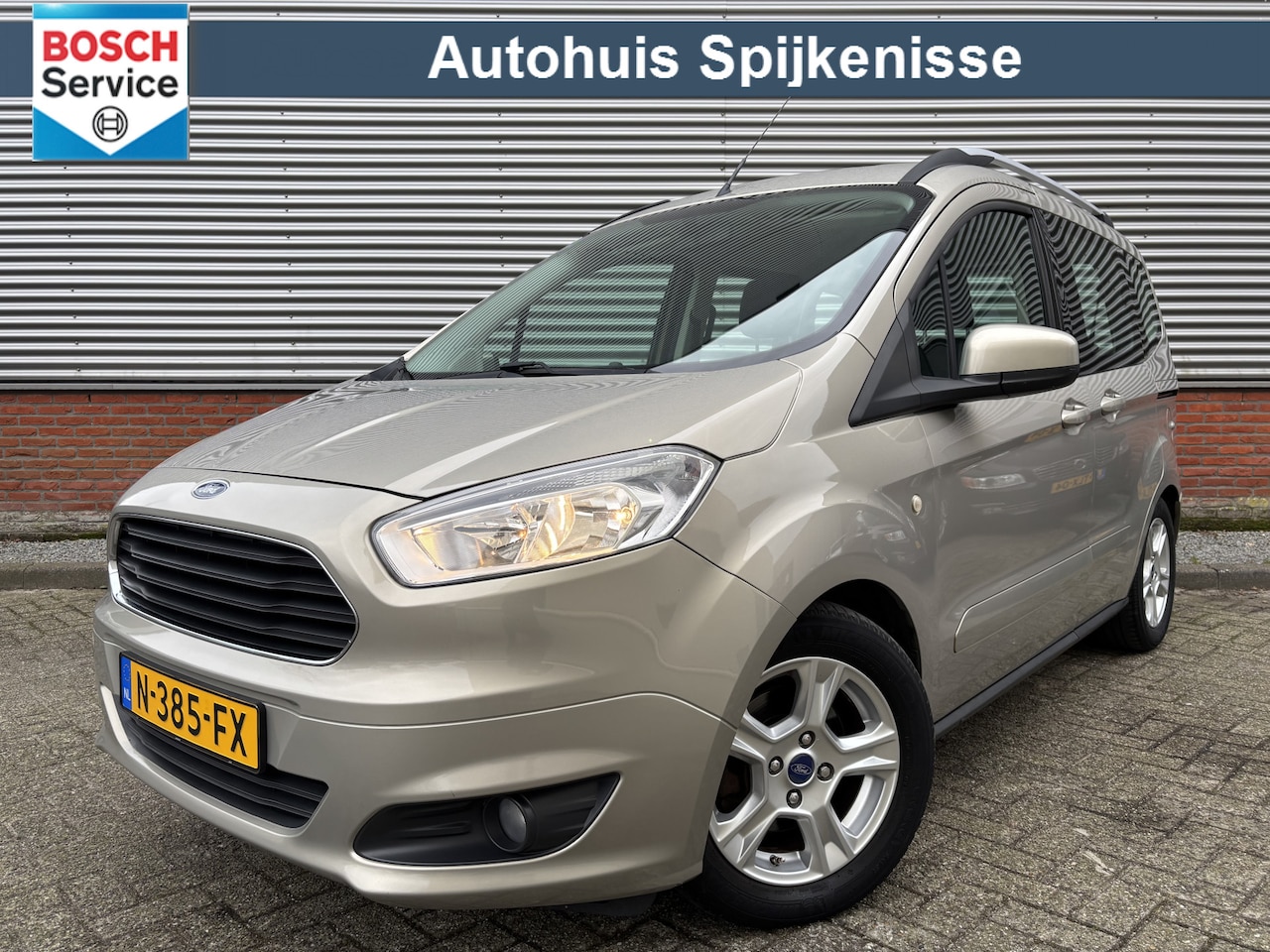 Ford Tourneo Courier - 1.0 Titanium | Stoelverwarming | - AutoWereld.nl