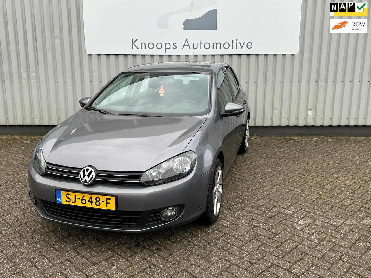 Volkswagen Golf - 1.4 Easyline Nieuwe Distributie en Apk - AutoWereld.nl