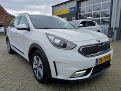 Kia Niro - 1.6 GDi Hybrid ExecutiveLine - Trekhaak - Navigatie