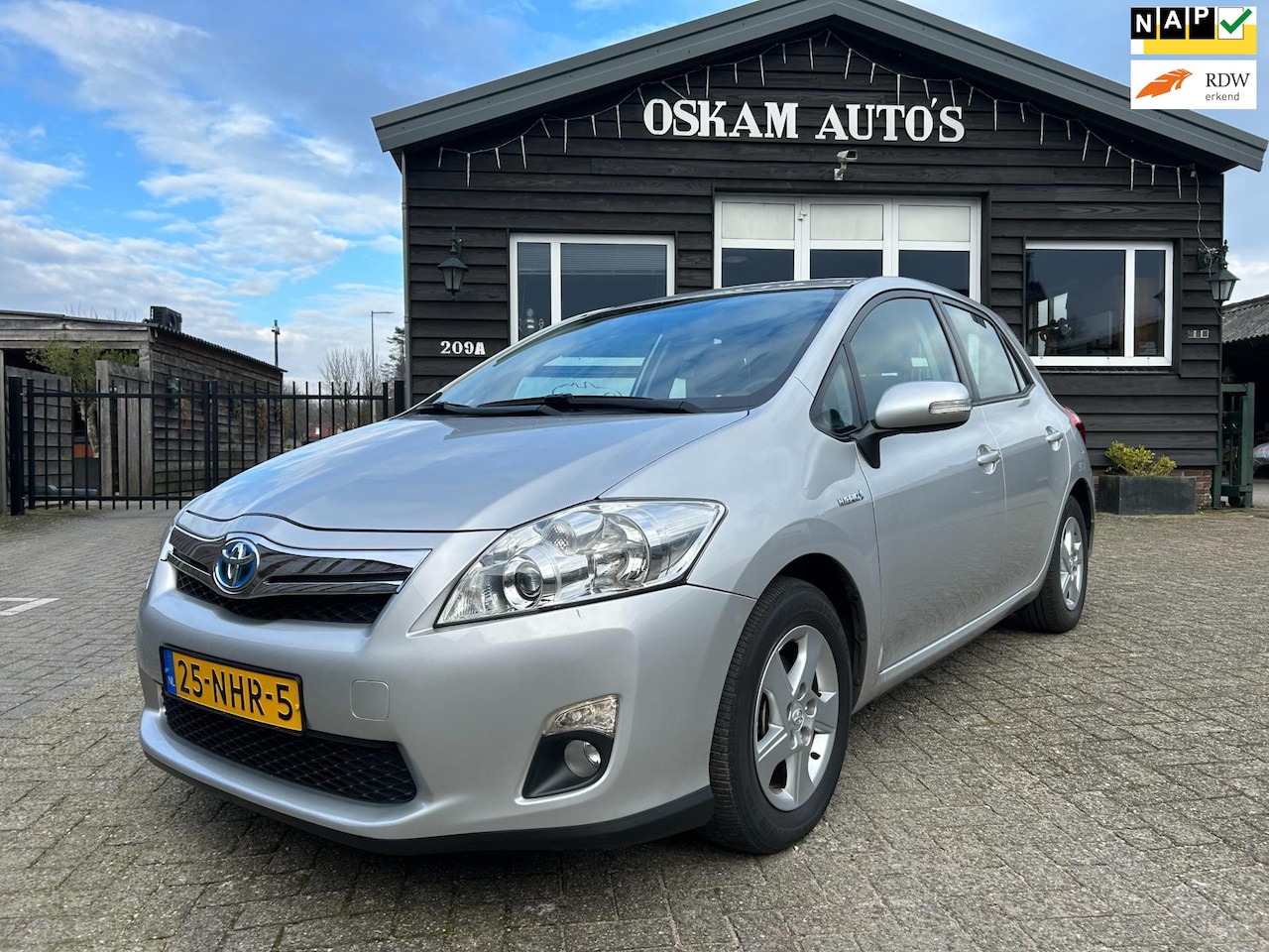 Toyota Auris - 1.8 Full Hybrid Aspiration Navi,Clima,Trekhaak - AutoWereld.nl