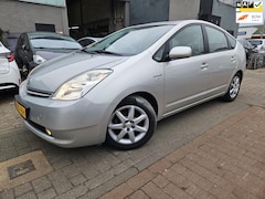 Toyota Prius - 1.5 VVT-i GARANTIE