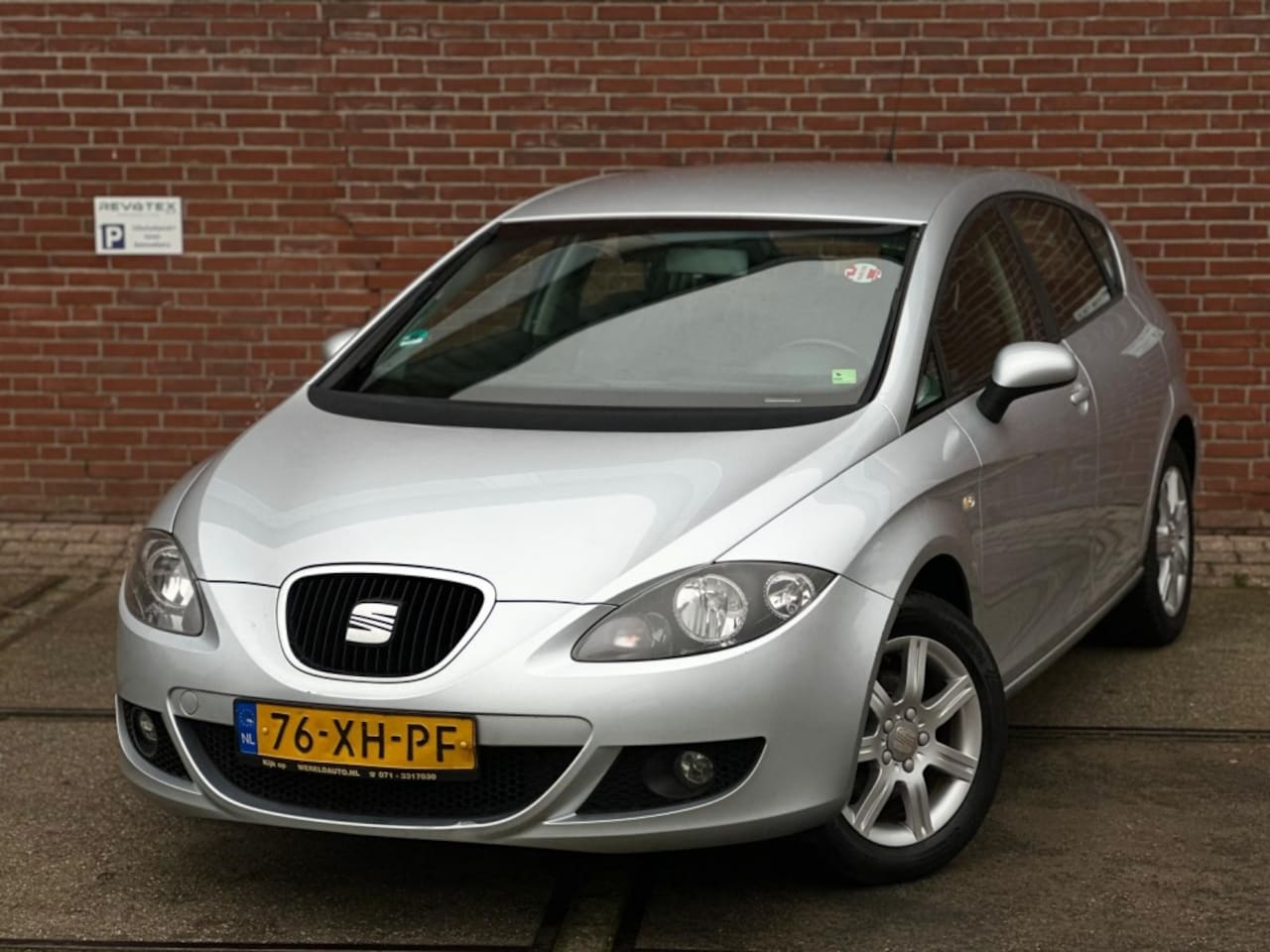 Seat Leon - 1.6 Stylance |Airco |CruiseC |Nieuwe apk | - AutoWereld.nl