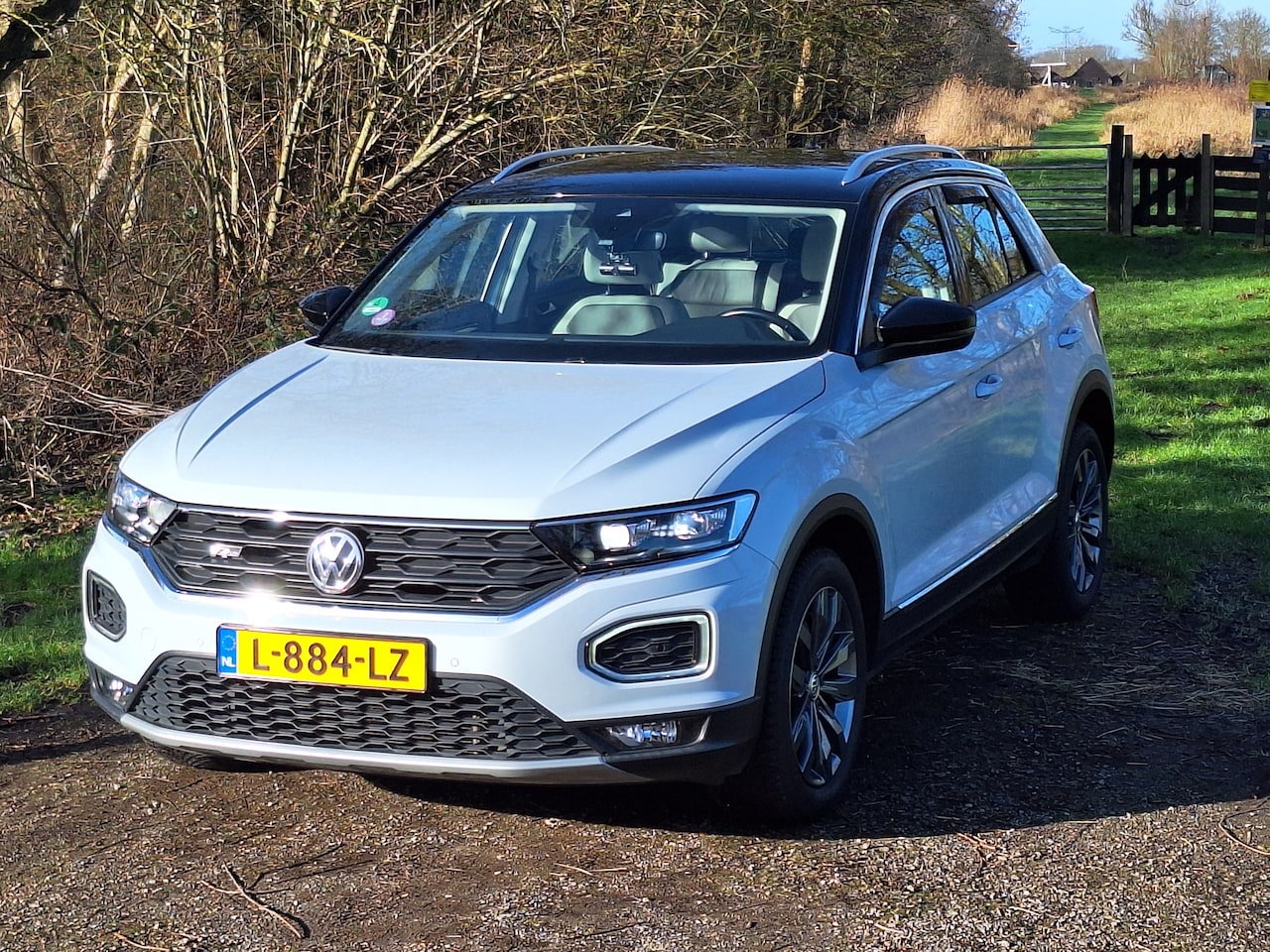 Volkswagen T-Roc - 1.5 TSI Sport R-line - AutoWereld.nl