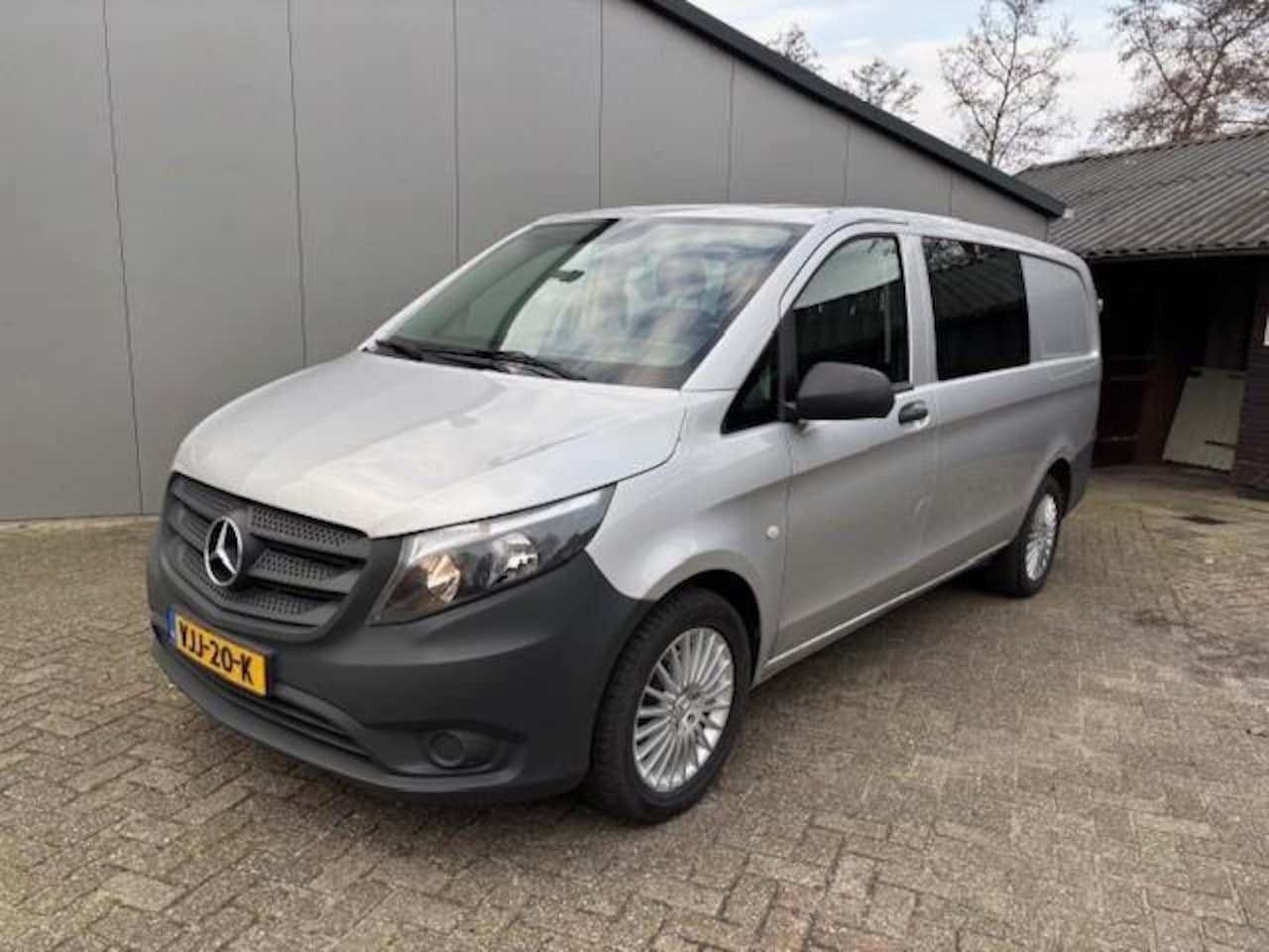 Mercedes-Benz Vito - 114 CDI | Achterdeuren | Airco | Cruisecontrol | Lang | Navi | Parkeersensors - AutoWereld.nl