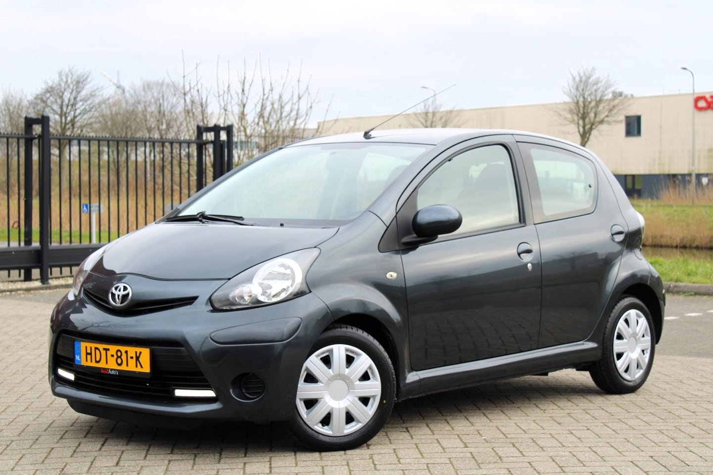 Toyota Aygo - 1.0 VVT-i Aspiration l Airco l Elek Pak l LED - AutoWereld.nl