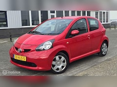 Toyota Aygo - 1.0-12VComfort/Automaat/Airco/EleckRamen