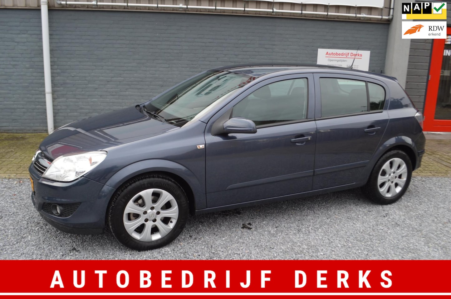 Opel Astra - 1.6 Temptation Airco Navi 1Ste Eigenaar Trkehaak - AutoWereld.nl