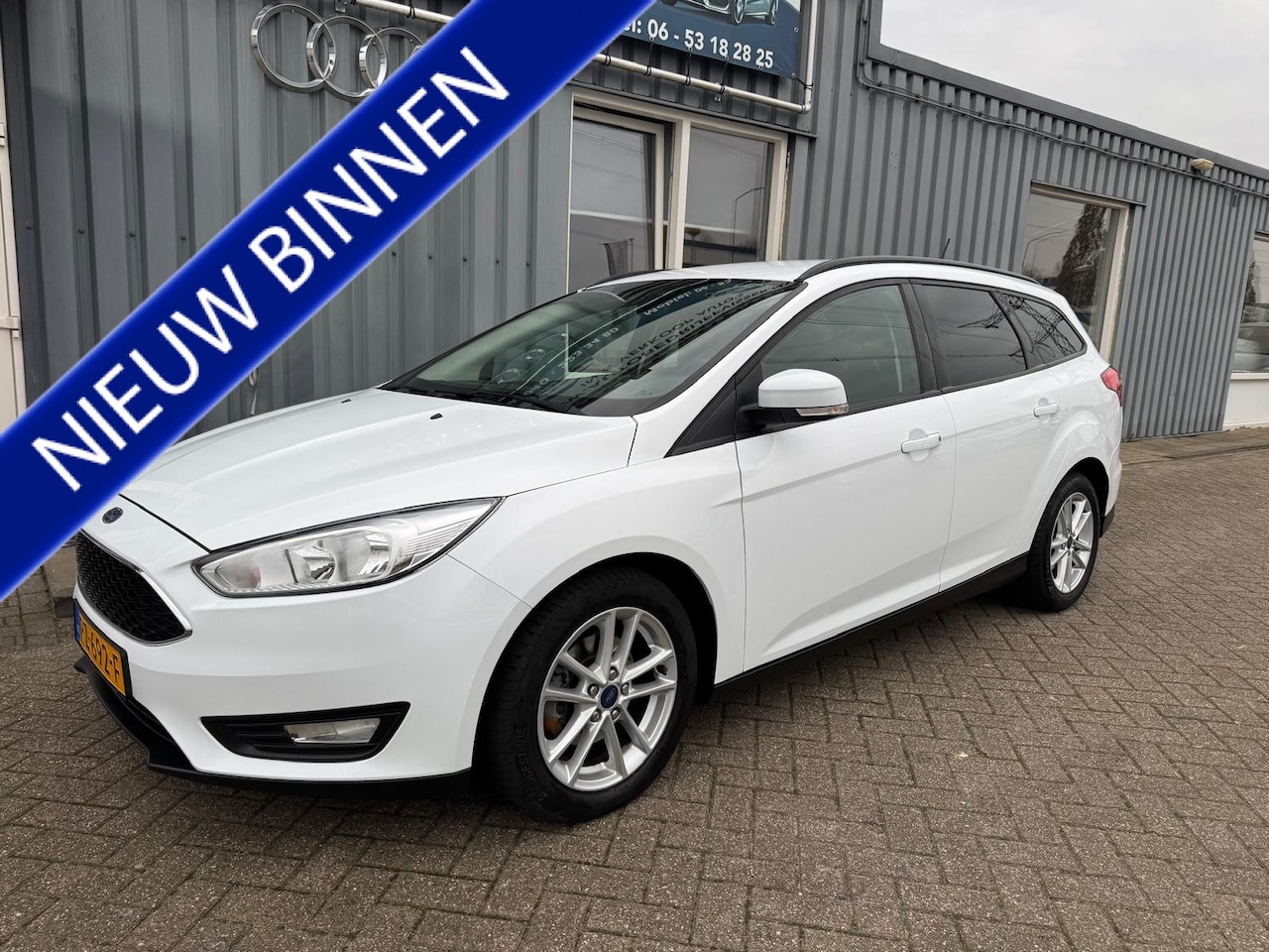 Ford Focus Wagon - 1.0 Lease Edition navi - AutoWereld.nl