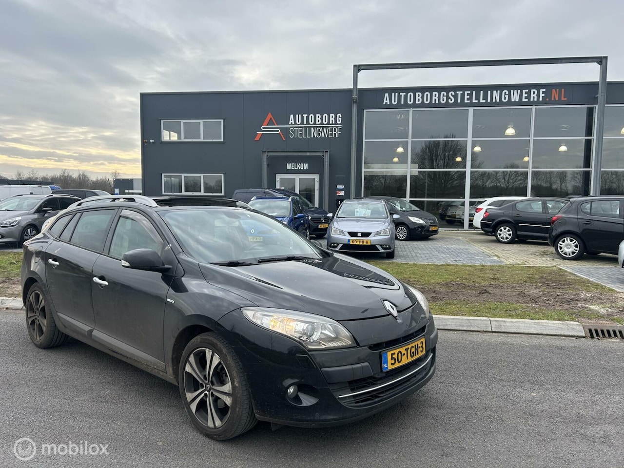 Renault Mégane Estate - 1.4 TCe Bose [ NAP leder panorama trekhaak ] - AutoWereld.nl