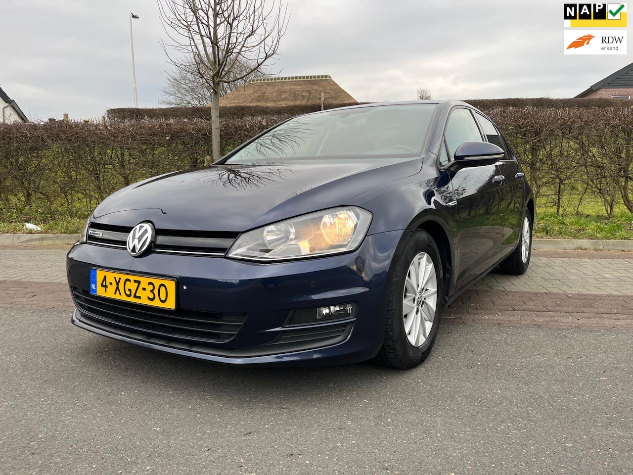 Volkswagen Golf - 1.6 TDI Comfortline BlueMotion 1.6 TDI Comfortline BlueMotion, Navi, PDC, Zuinig - AutoWereld.nl