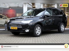 Mitsubishi Outlander - 2.0 4WD PHEV Automaat Intense -1e eigenaar