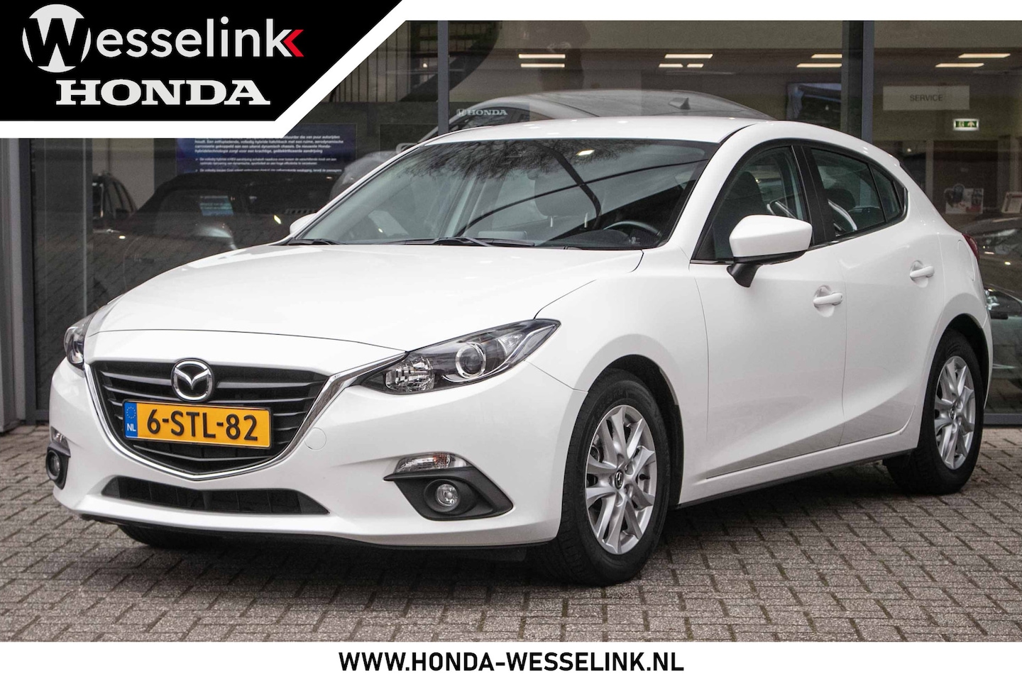 Mazda 3 - 2.0 Skylease - All in rijklaarprijs | Trekhaak | Navi | Cruise control - AutoWereld.nl