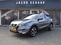 Nissan Qashqai - 1.3 DIG-T Design Edition Automaat / Panoramadak / Trekhaak / Carplay / Keyless / Leder