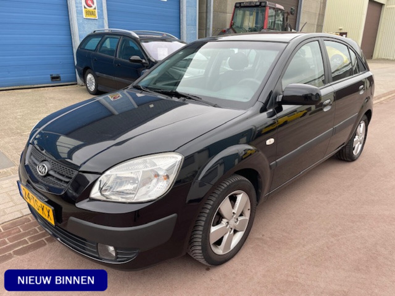 Kia Rio - 1.4 M-bition bj. 2007 5-deurs Airco 175.947km NAP Navigatie, Bluetooth telefoon, Sportvelg - AutoWereld.nl