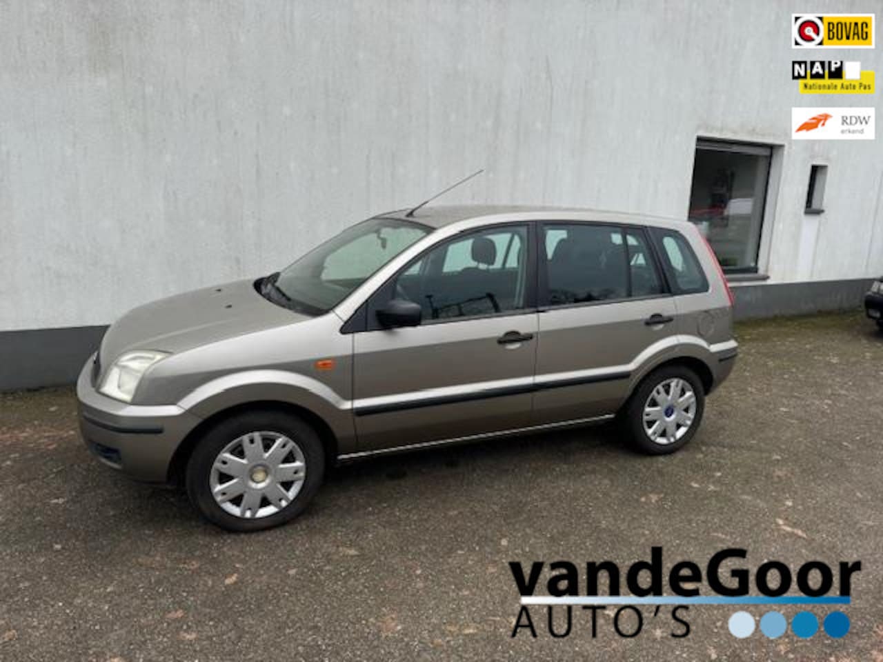 Ford Fusion - 1.4-16V Trend 1.4-16V Trend, '04, 127000 km airco, 5-drs, jaar apk ! - AutoWereld.nl