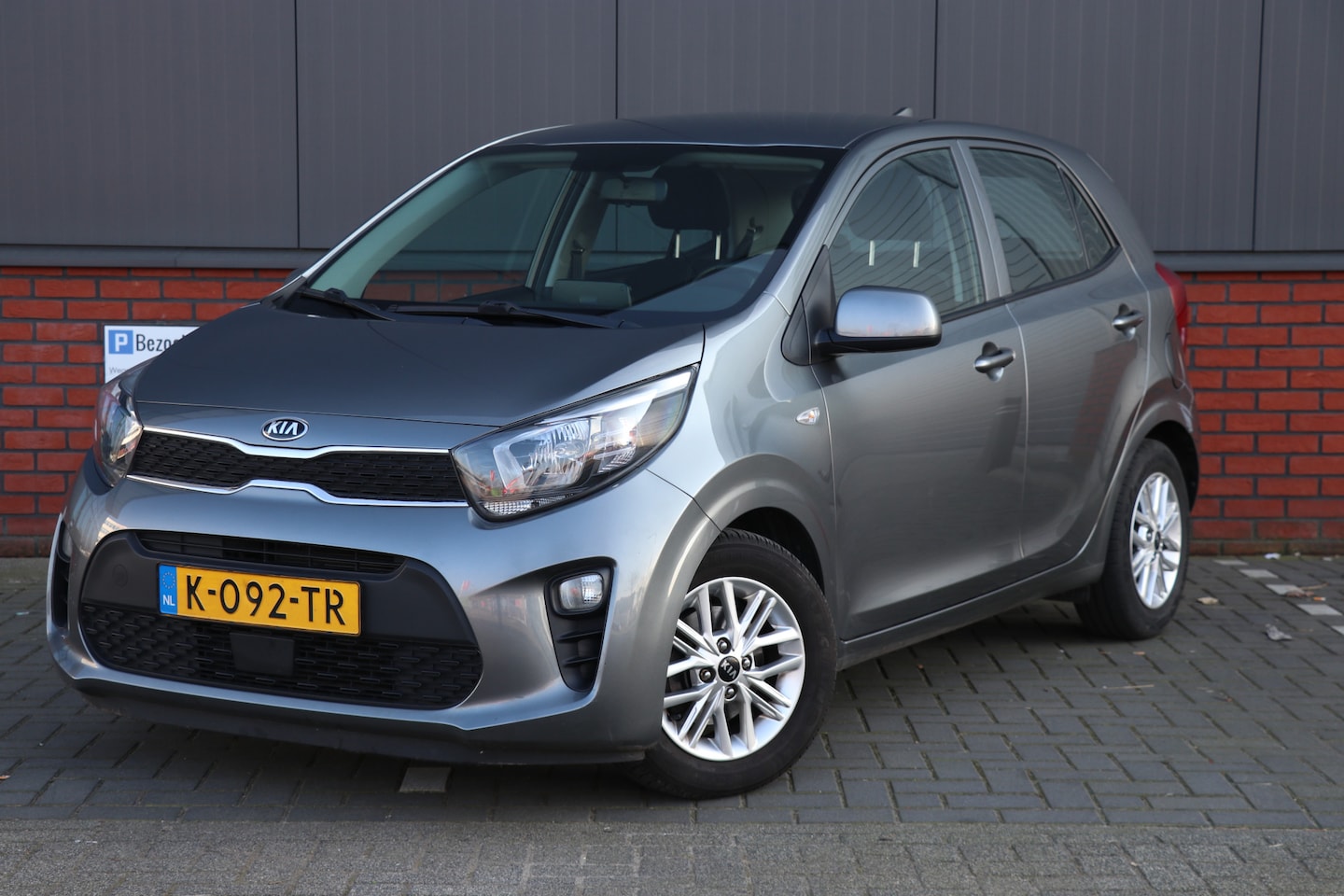 Kia Picanto - 1.0 DPi DynamicLine NAP | camera | Apple carplay | Cruise control - AutoWereld.nl