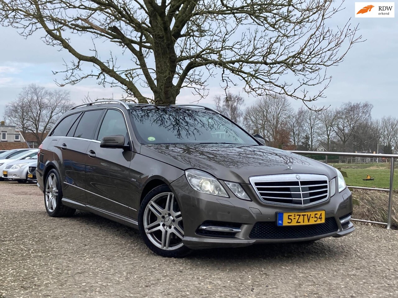 Mercedes-Benz E-klasse Estate - 250 CDI Edition Sport AMG | Pano + Automaat + Cruise nu € 3.450,-!!! - AutoWereld.nl