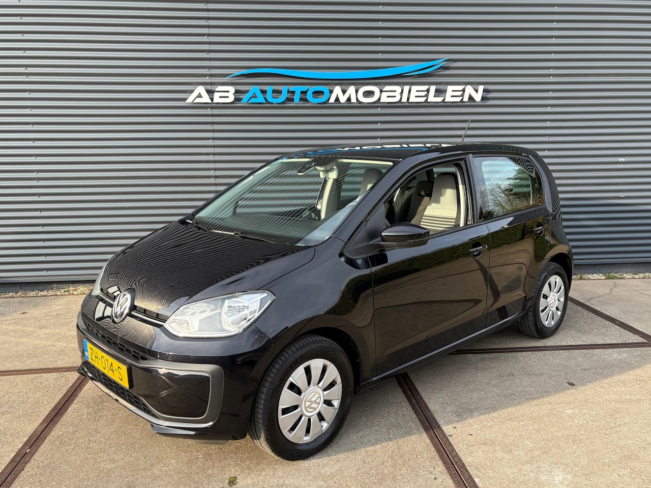 Volkswagen Up! - 1.0 BMT move up! 5 DEURS/ BLUETOOTH/ LED VERL - AutoWereld.nl