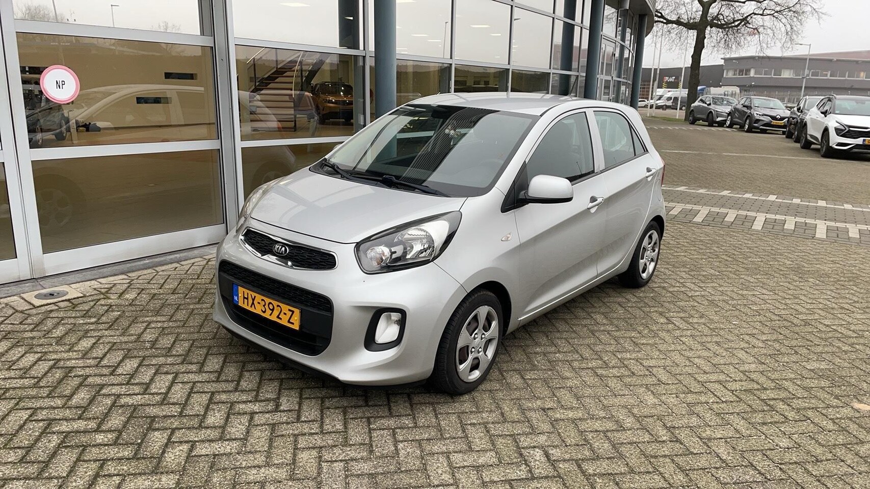 Kia Picanto - 1.0 CVVT ComfortLine | Airco | Lage Kilomterstand! | Nette auto! | - AutoWereld.nl