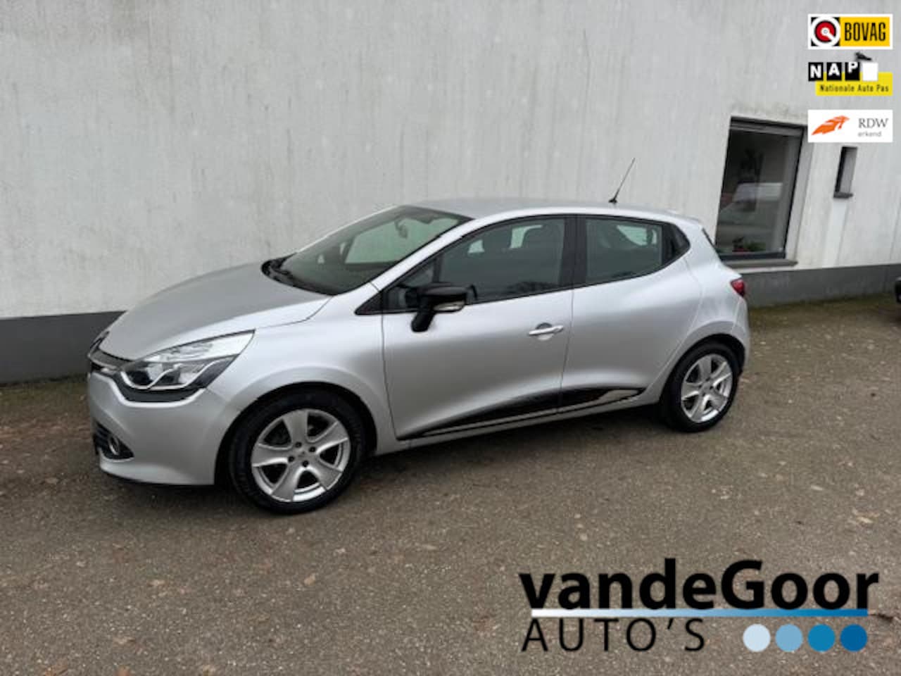 Renault Clio - 0.9 TCe Expression 0.9 TCe Expression, '14, navi, airco, cruise, nieuwe dist. ketting ! - AutoWereld.nl