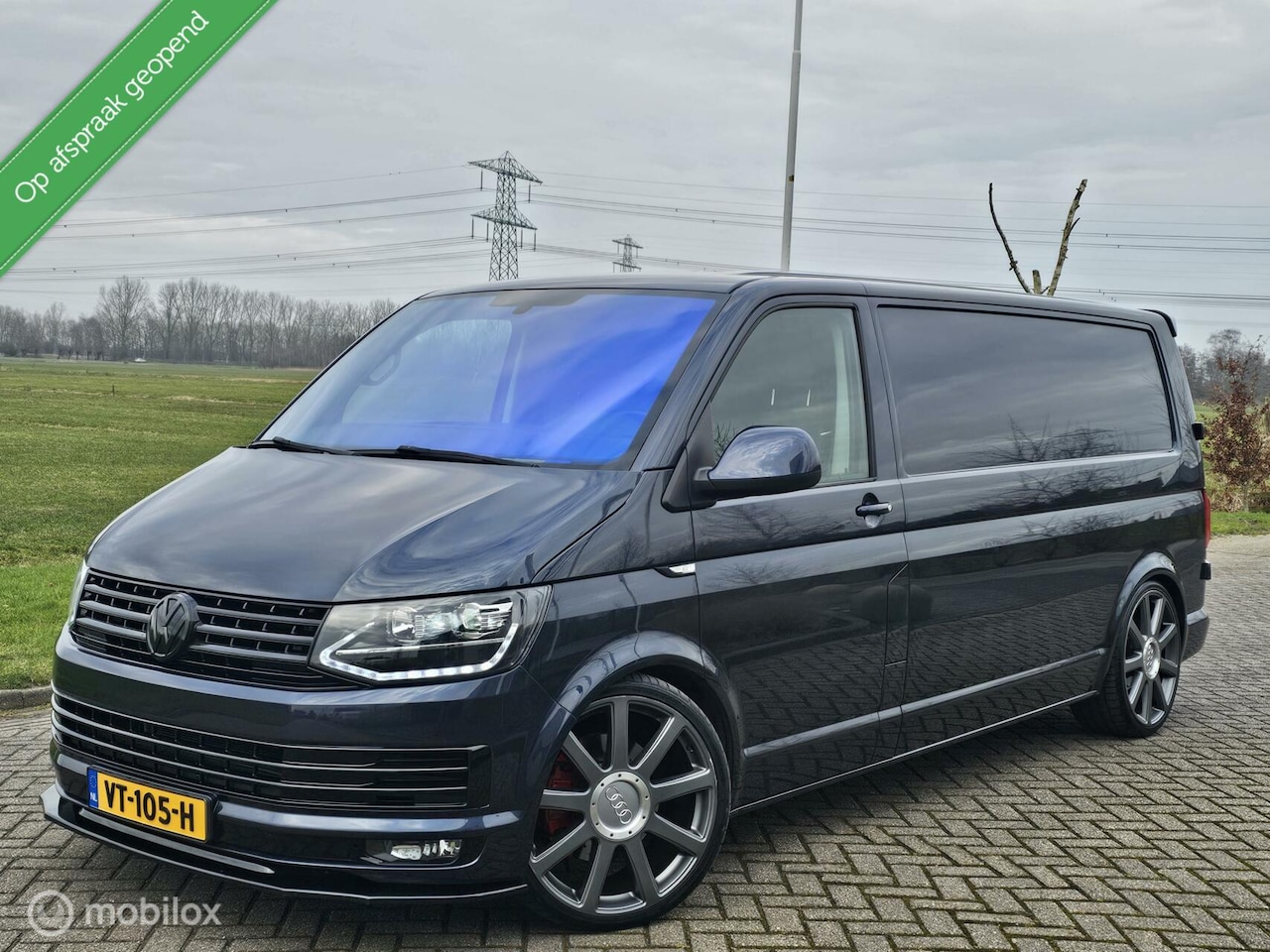 Volkswagen Transporter - 2.0 TDI L2H1 Highline DSG APK 02-2026 - AutoWereld.nl