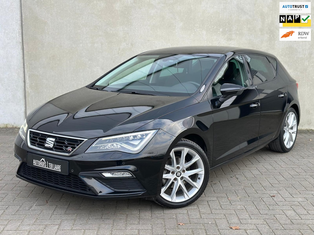 Seat Leon - 1.4 EcoTSI FR Carplay Camera Stoelverw 18' Garantie - AutoWereld.nl