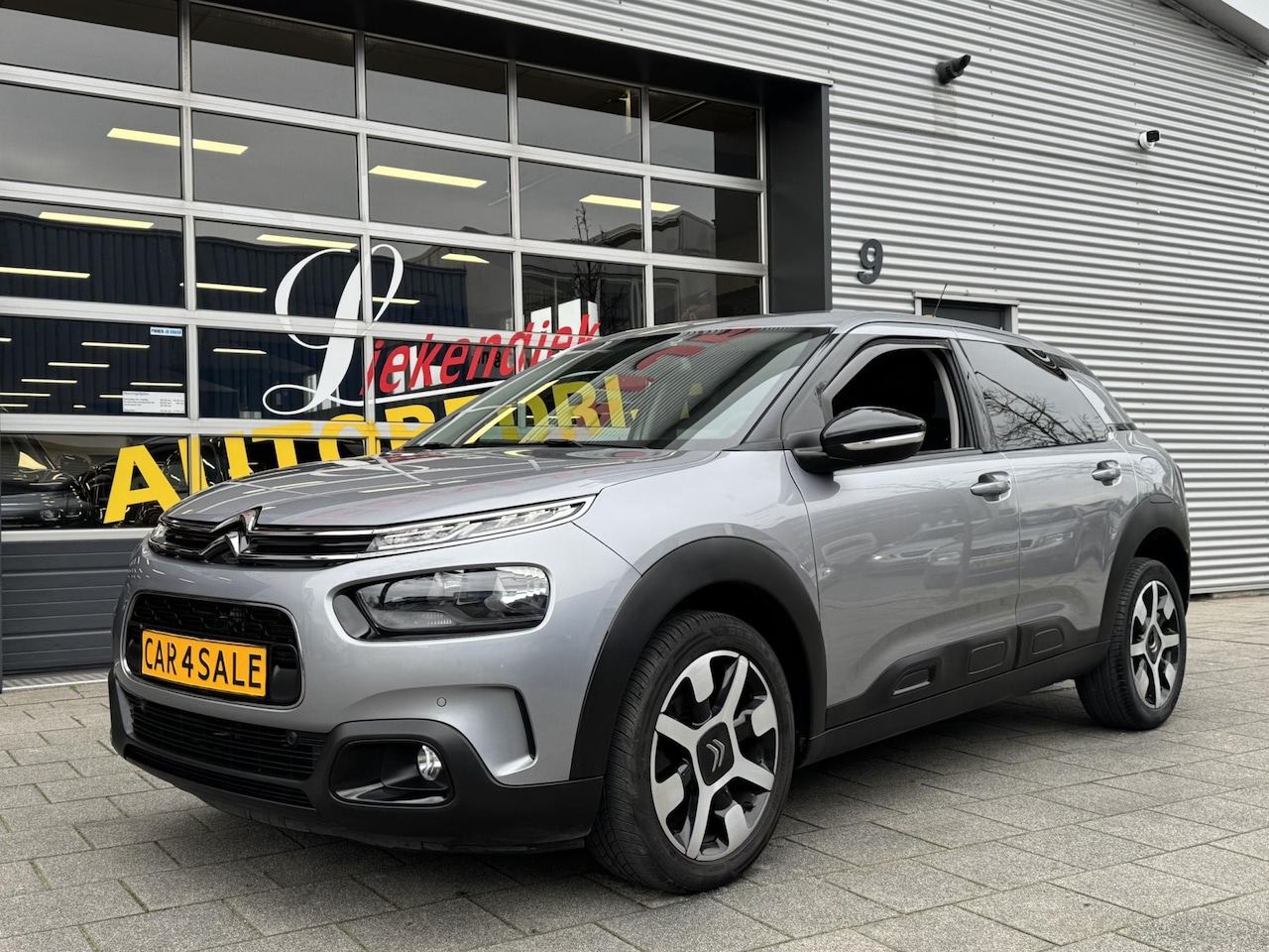 Citroën C4 Cactus - 1.2 PureTech Shine - AUTOMAAT I Navigatie I Airco I PDC / Achteruitrij Camera I LED I Deal - AutoWereld.nl