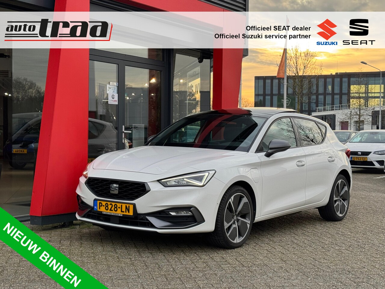 Seat Leon - 1.4 TSI eHybrid PHEV FR Business Intense / PANO / 18'' LMV / ALCANTARA / - AutoWereld.nl