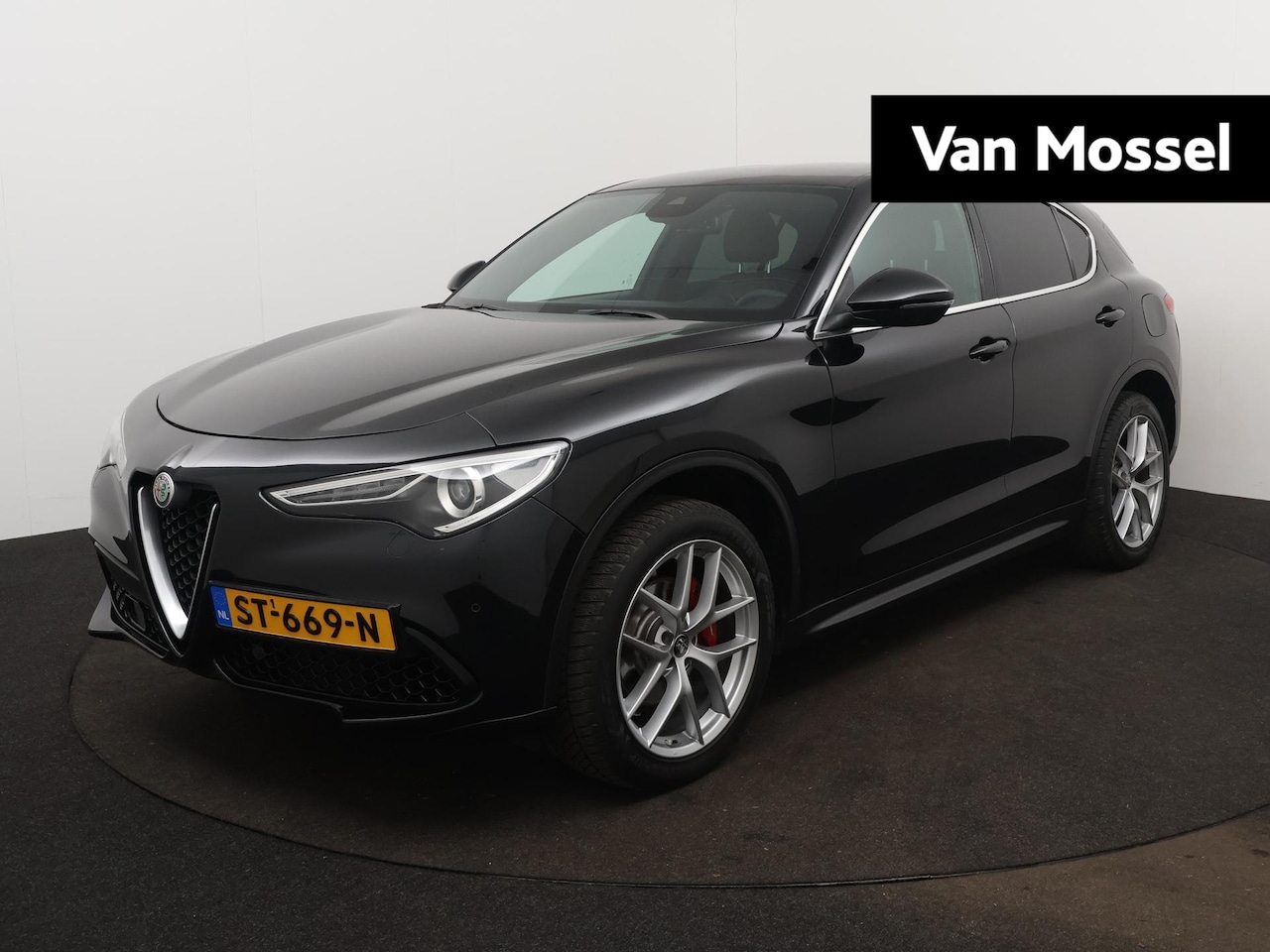 Alfa Romeo Stelvio - 2.0 T AWD 280pk Super | Veloce Bruin Leer | Camera | Stoel/Stuur verwarming | Parkeersenso - AutoWereld.nl