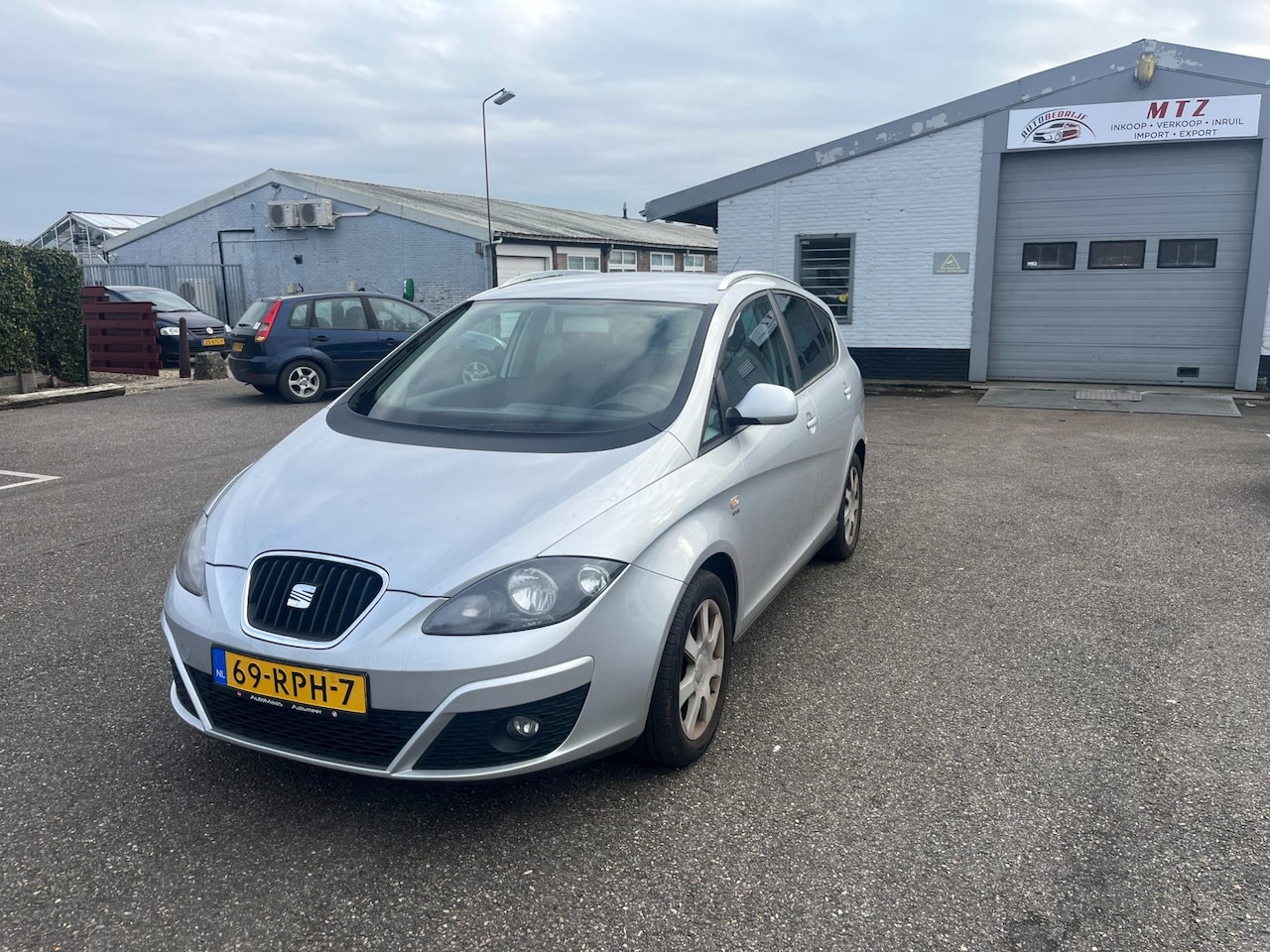 Seat Altea XL - 1.8 TFSI Style Automaat LEES ADV. - AutoWereld.nl