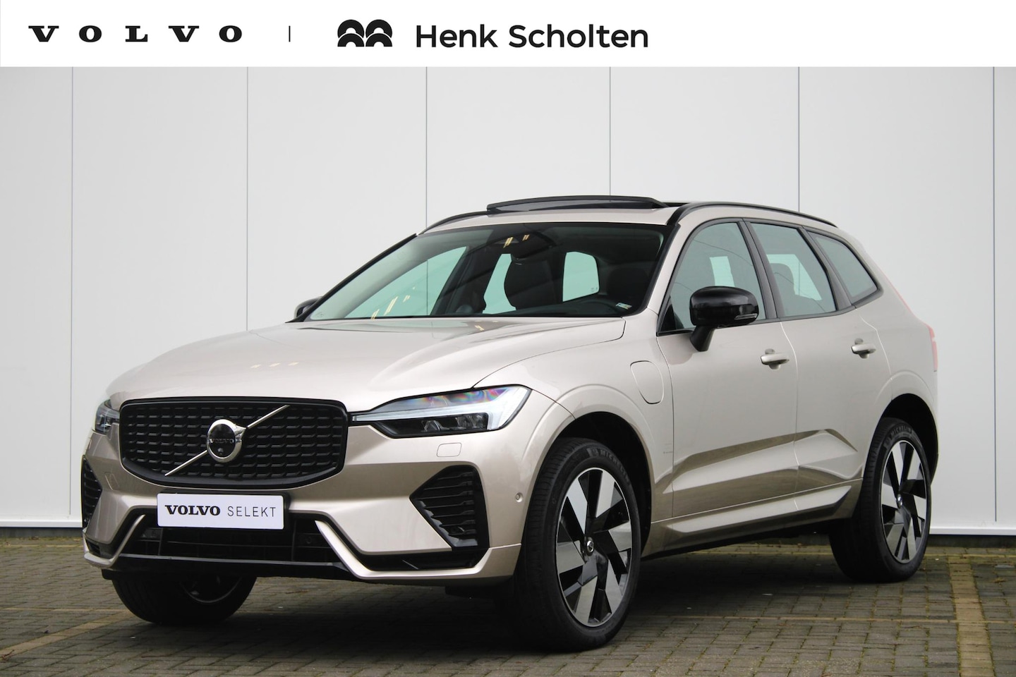 Volvo XC60 - T6 AUT8 350PK AWD Ultimate Dark, Bowers&Wilkins High End Audio, Luchtvering, Lederen Bekle - AutoWereld.nl