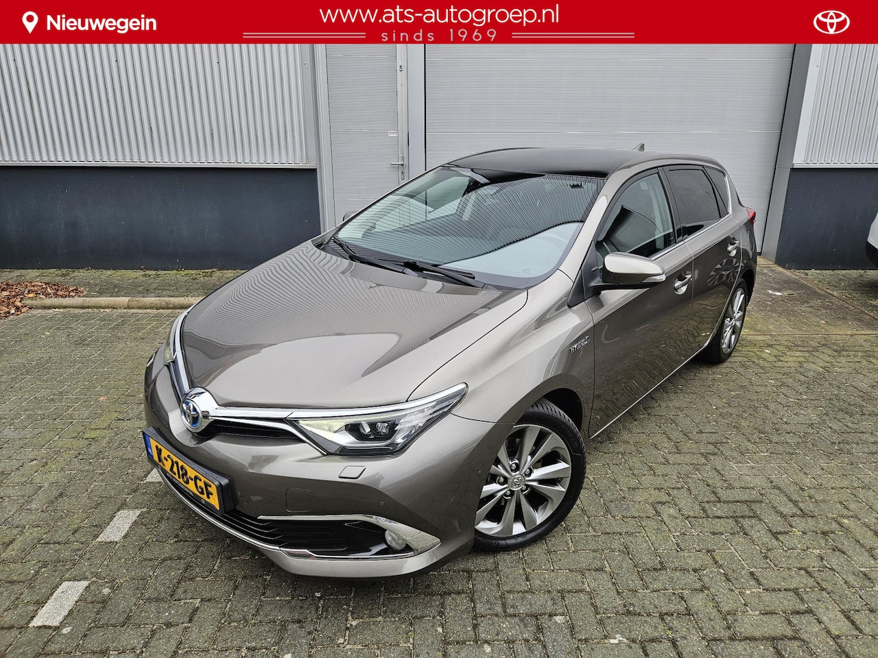 Toyota Auris - 1.8 Hybrid Lease Pro 1.8 Hybrid Lease Pro , panoramadak, PDC, duurste type, dealerkwaliteit - AutoWereld.nl