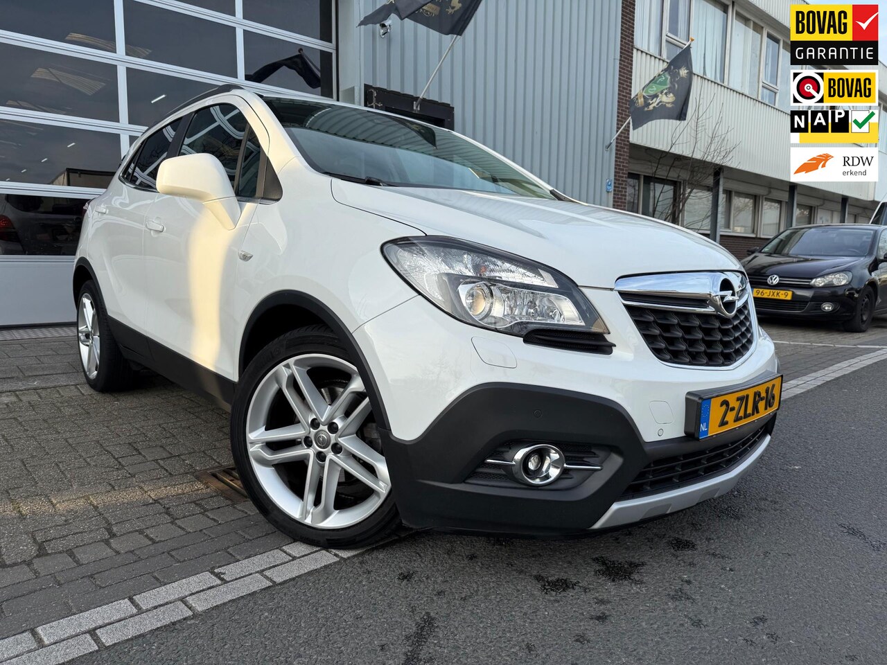 Opel Mokka - 1.4 T Cosmo ECC/PDC/CAM/LED/XENON/NAVI/LMV19/PANO - AutoWereld.nl